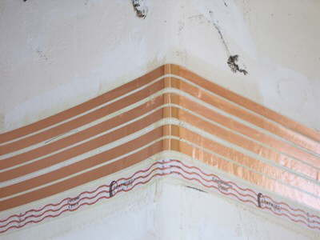 Illustration for article titled Paper-Thin Flatwire Disappears Under Paint